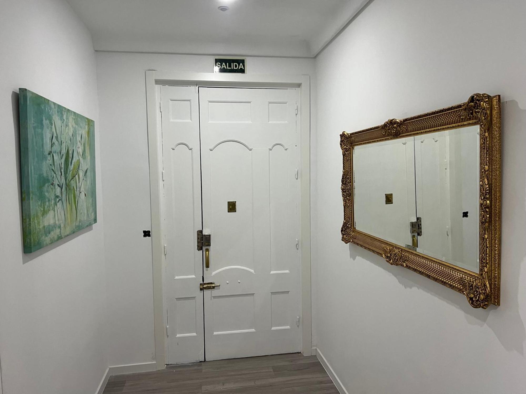 Hostal Galaico มาดริด ภายนอก รูปภาพ
