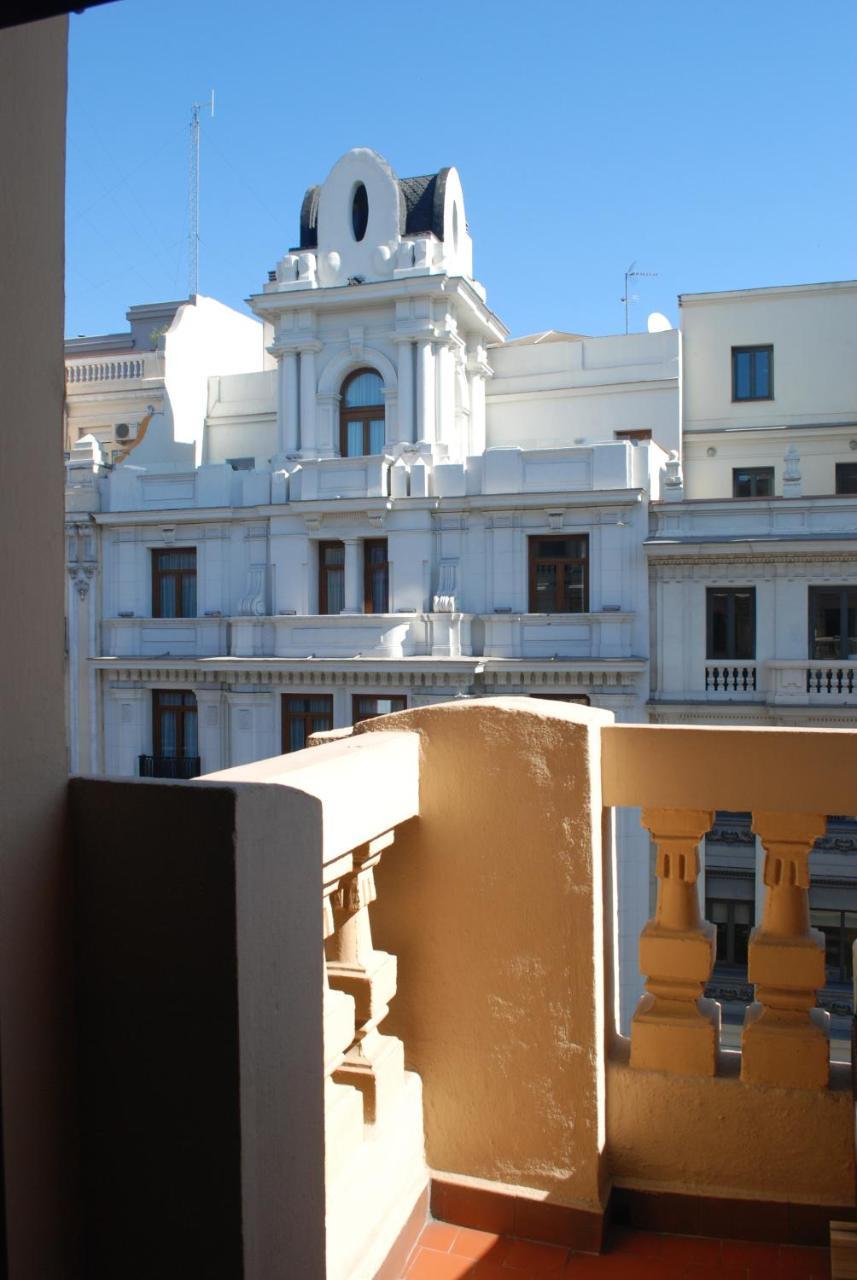 Hostal Galaico มาดริด ภายนอก รูปภาพ
